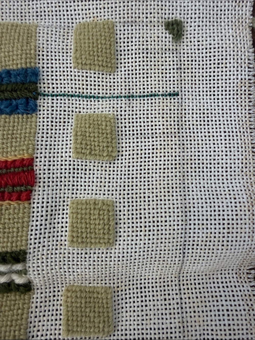 Incomplete Vintage plaid/patchwork Needlepoint - Picture 6 of 14